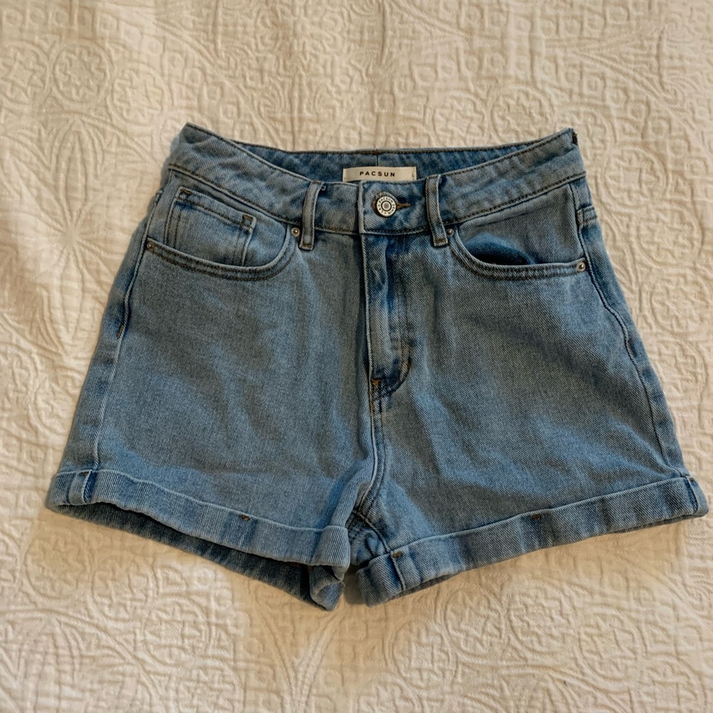 Pacsun Light-Washed Denim Mom Shorts